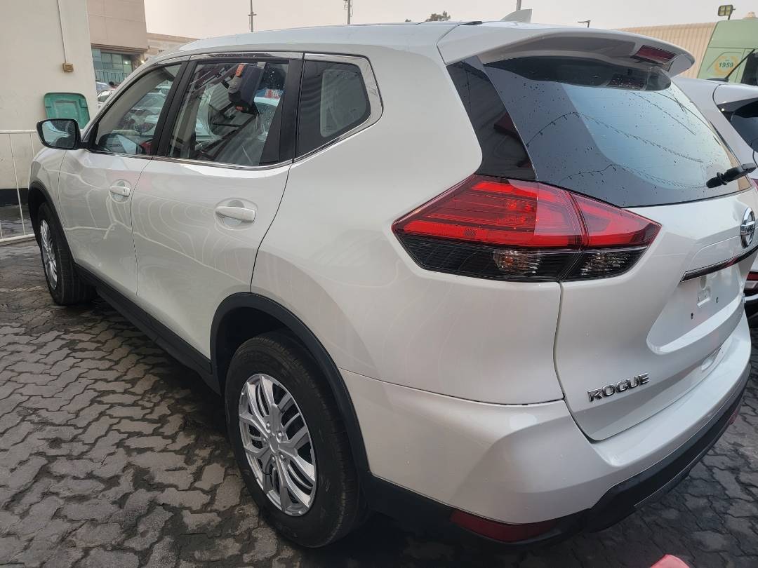 2017 NISSAN ROGUE — 179243 Miles — Lot P510170 — Main - Marhaba Auctions Used Cars - Image 6