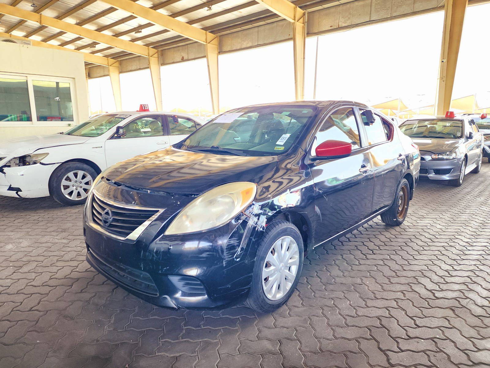 2012 NISSAN VERSA — 137320 Miles — Lot 40105358 — Souq - Marhaba Auctions Used Cars - Image 4