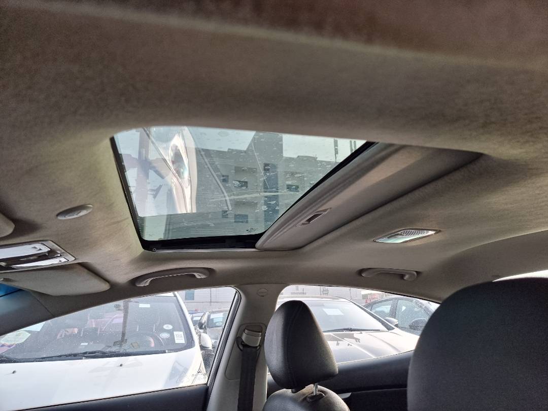 HYUNDAI AVANTE 2011 - Marhaba Auction Used Cars - Image 8