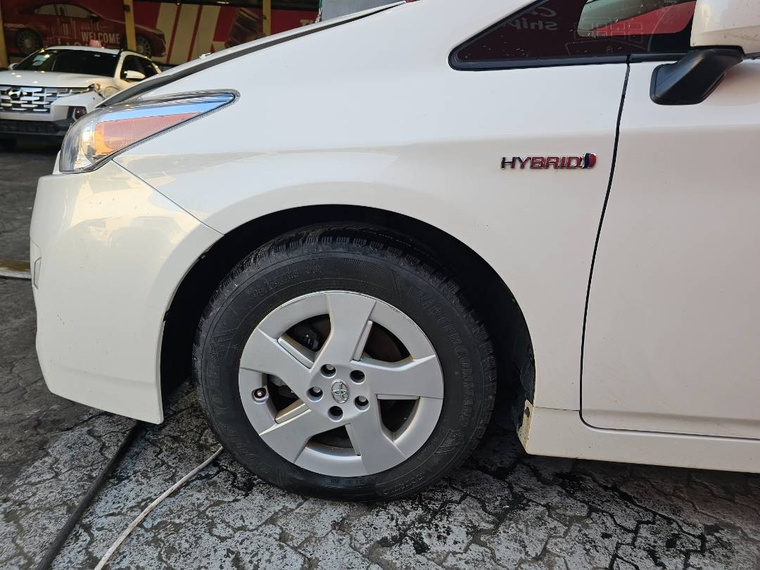 2011 TOYOTA PRIUS — 169753 Miles — Lot B5370391 — Main - Marhaba Auctions Used Cars - Image 11
