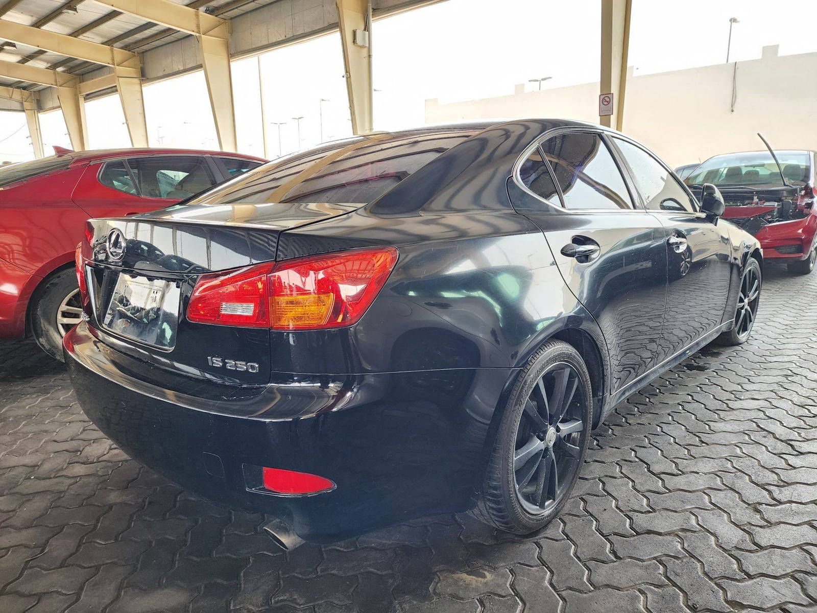 2006 LEXUS IS 250 — 192489 Miles — Lot 39544474 — Souq - Marhaba Auctions Used Cars - Image 3