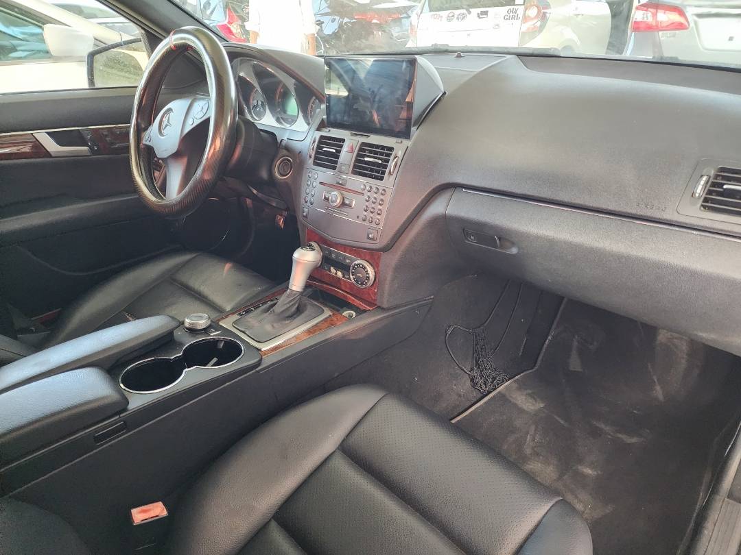 2010 MERCEDES BENZ C300 — 172283 Miles — Lot 38686223 - Marhaba Auctions Used Cars - Image 9