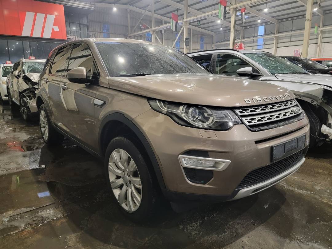 2016 LAND ROVER DISCOVERY — 135166 KM — Lot BN1GH567983 — Main - Marhaba Auctions Used Cars - Image 5