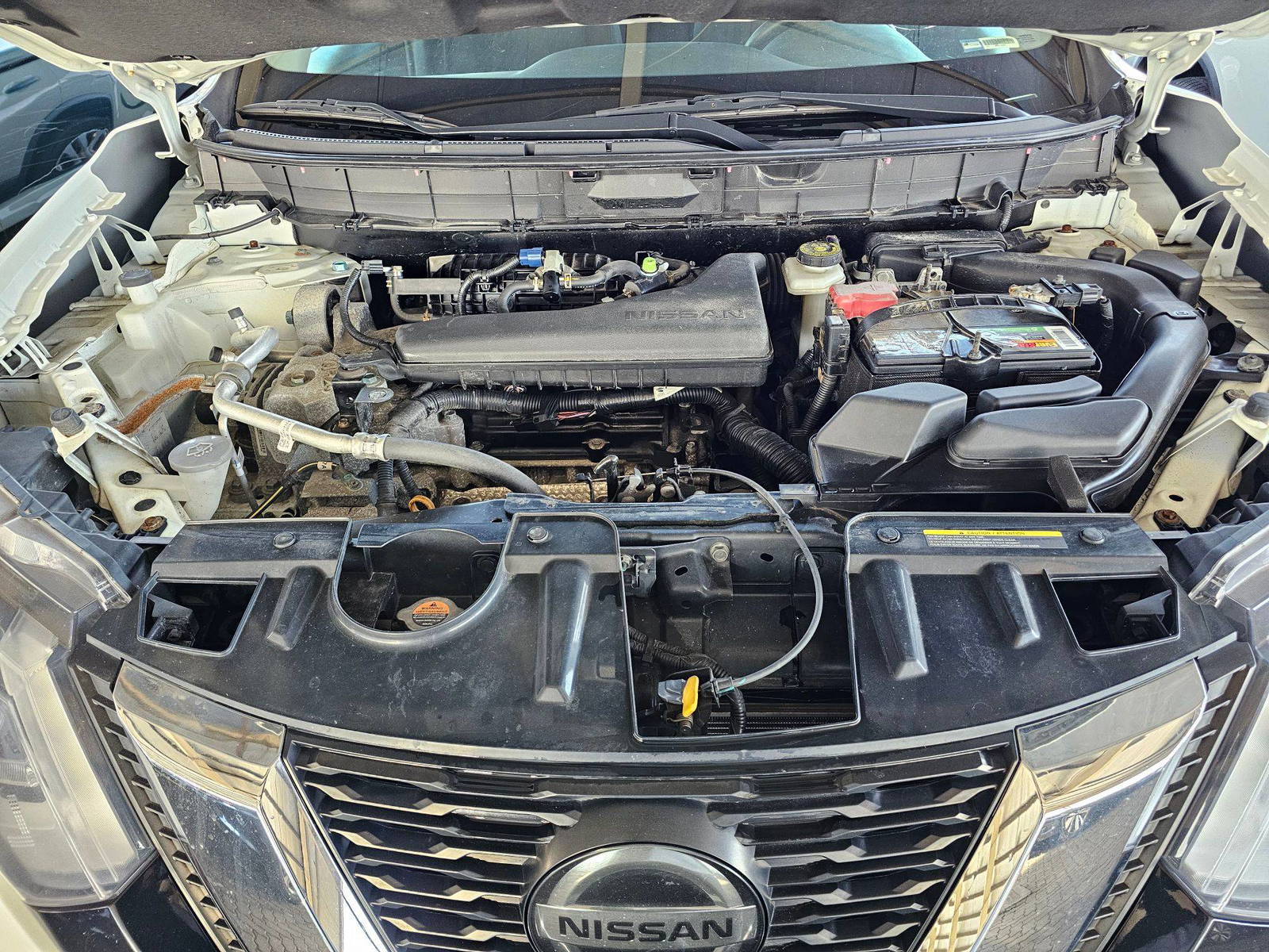 NISSAN ROGUE 2018 - Marhaba Auction Used Cars - Image 18