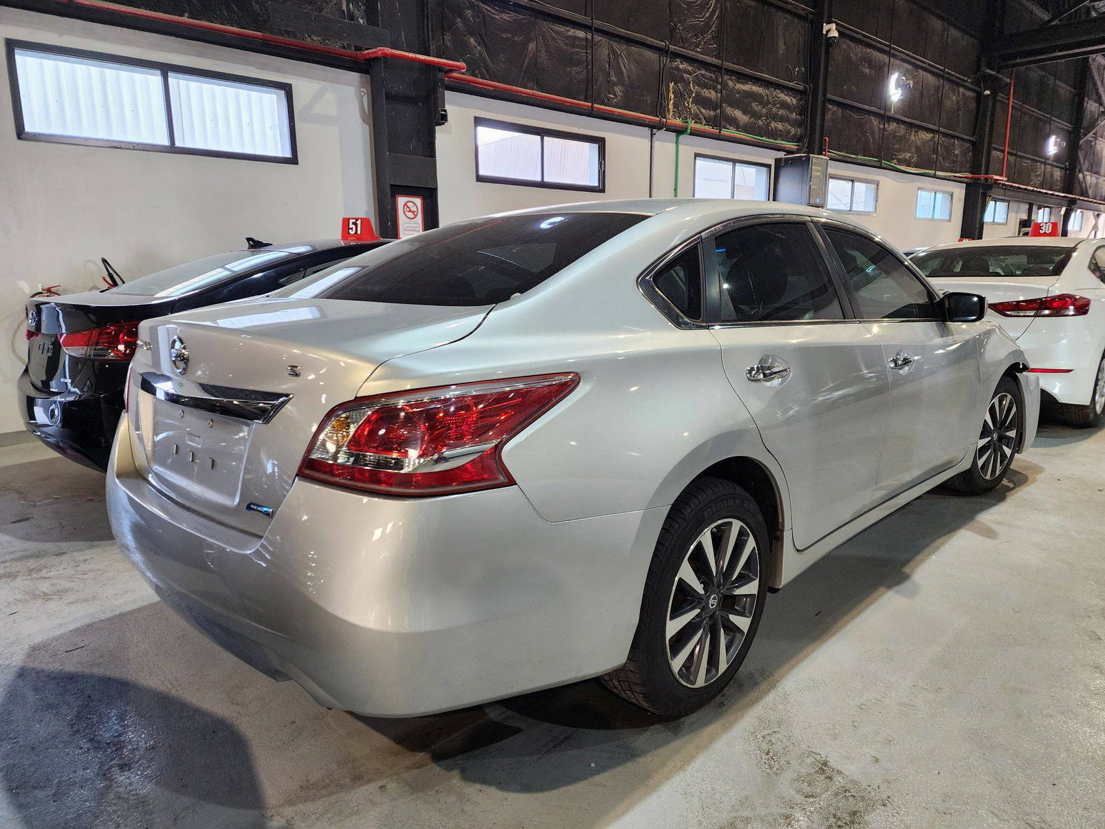 2013 NISSAN ALTIMA — 213945 Miles — Lot 6391 — Al Quoz - Marhaba Auctions Used Cars - Image 3