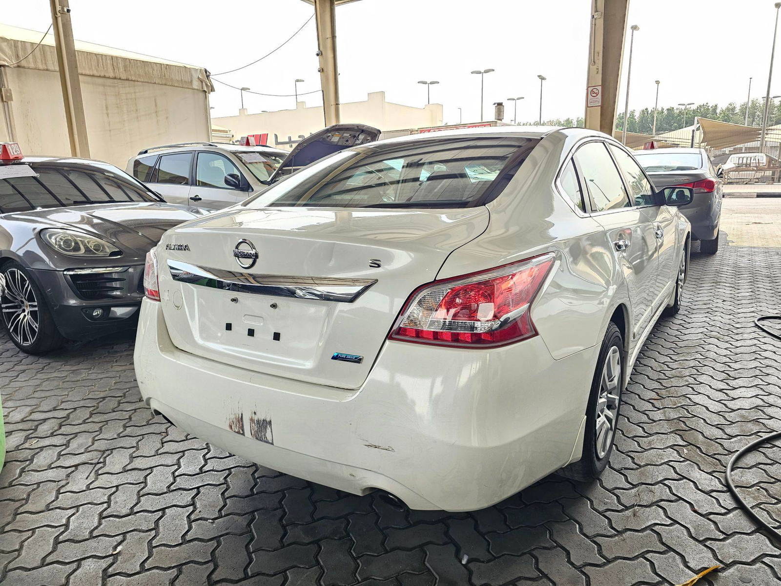 2013 NISSAN ALTIMA — 220159 Miles — Lot 274985 — Souq - Marhaba Auctions Used Cars - Image 3
