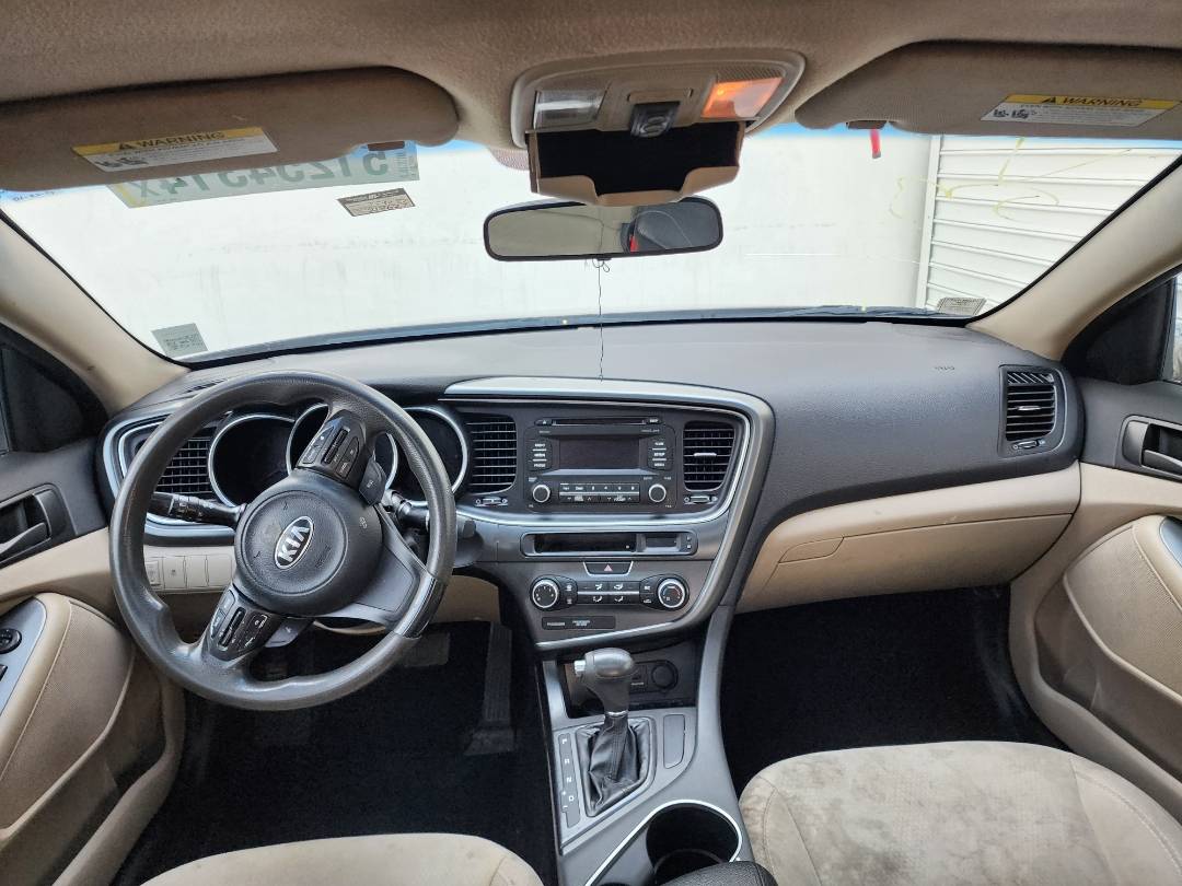 2014 KIA OPTIMA — 218627 Miles — Lot 7933 — Souq - Marhaba Auctions Used Cars - Image 8