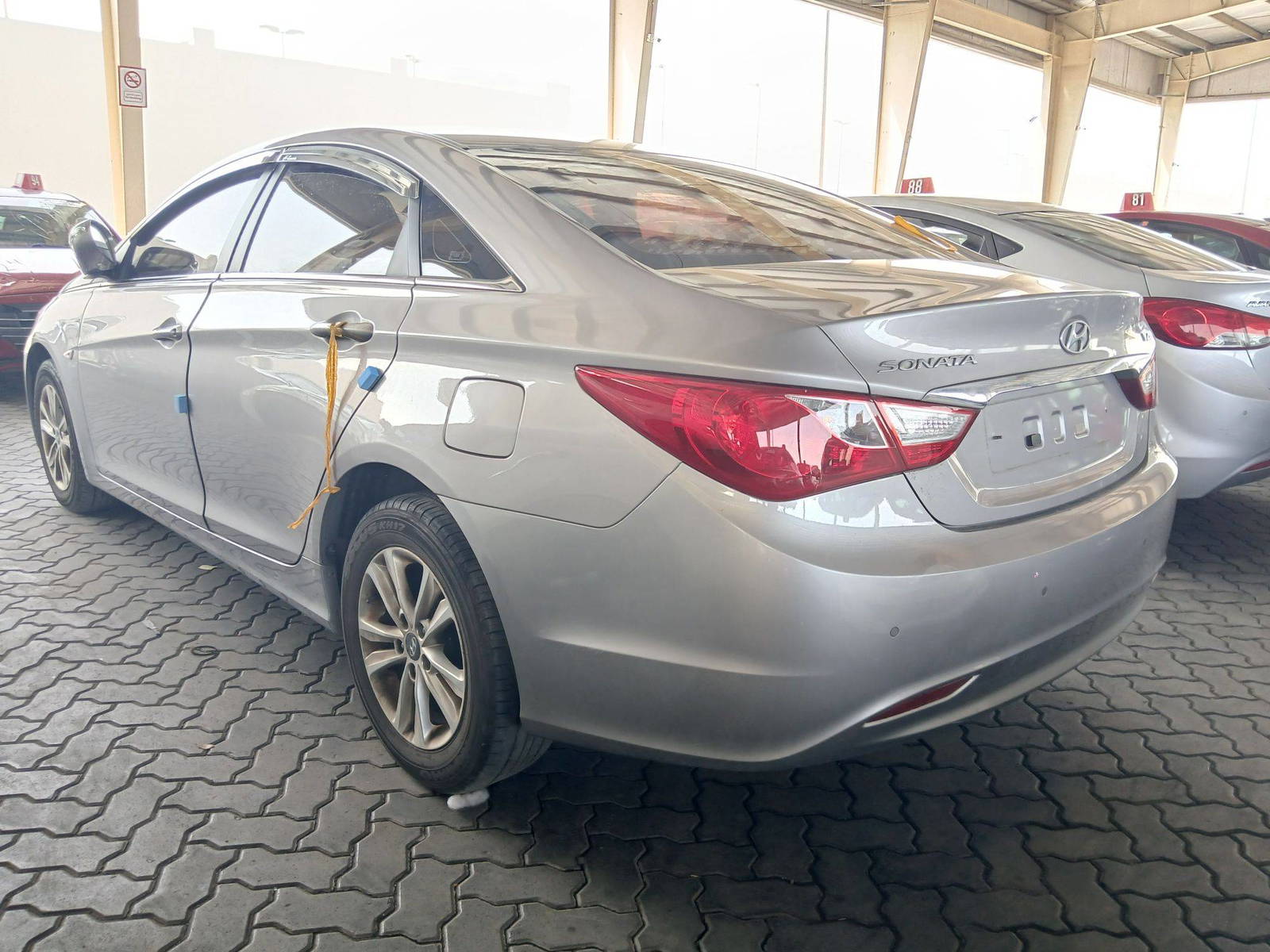 2011 HYUNDAI SONATA — 190470 KM — Lot 190807 — Souq - Marhaba Auctions Used Cars - Image 4