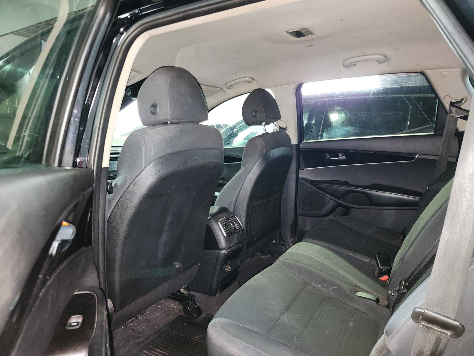 KIA SORENTO 2018 - Marhaba Auction Used Cars - Image 6