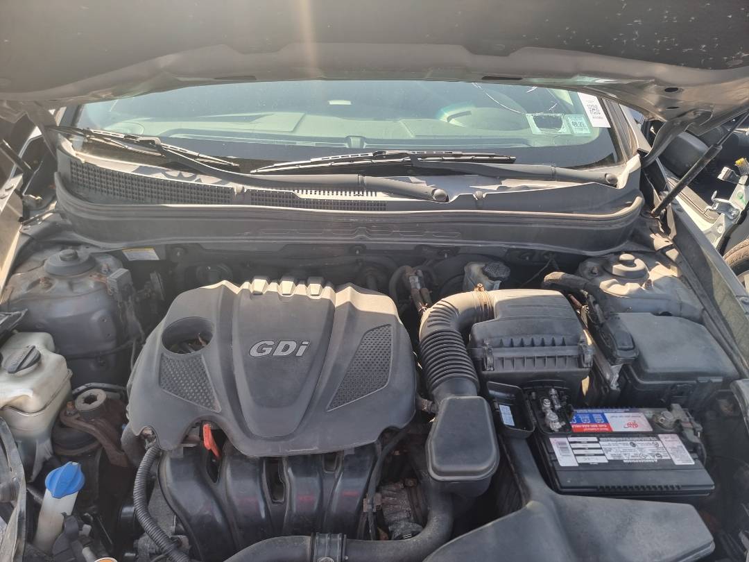 2011 HYUNDAI SONATA — 102735 Miles — Lot H130396 — Ind. 12 - Marhaba Auctions Used Cars - Image 10