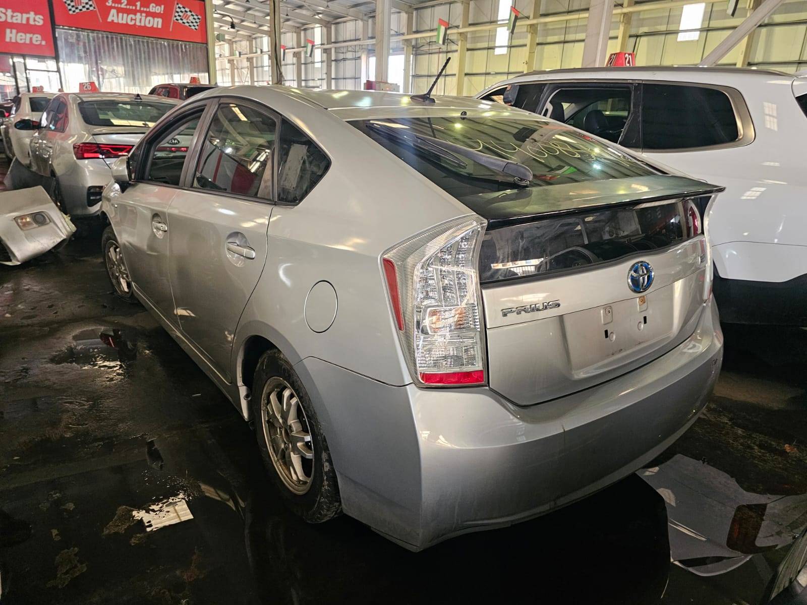 Toyota Prius 2010 view 2