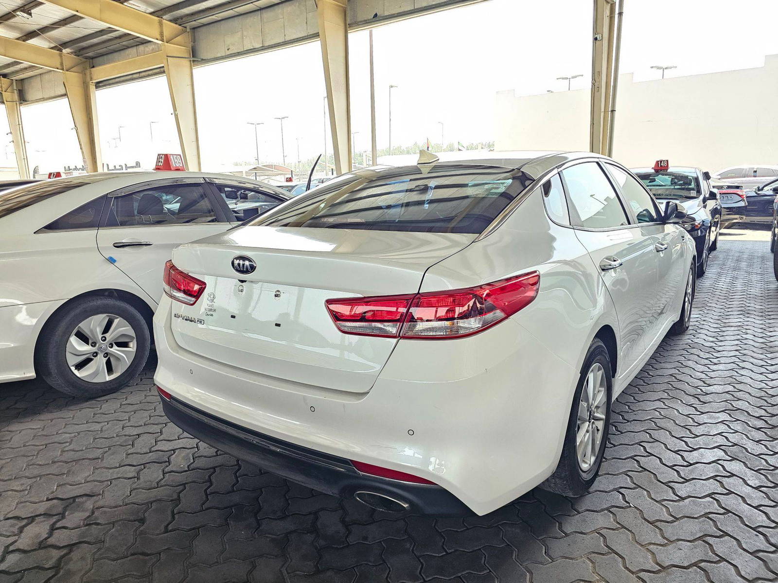 2018 KIA OPTIMA — 77490 Miles — Lot L37J5205237 — Souq - Marhaba Auctions Used Cars - Image 3