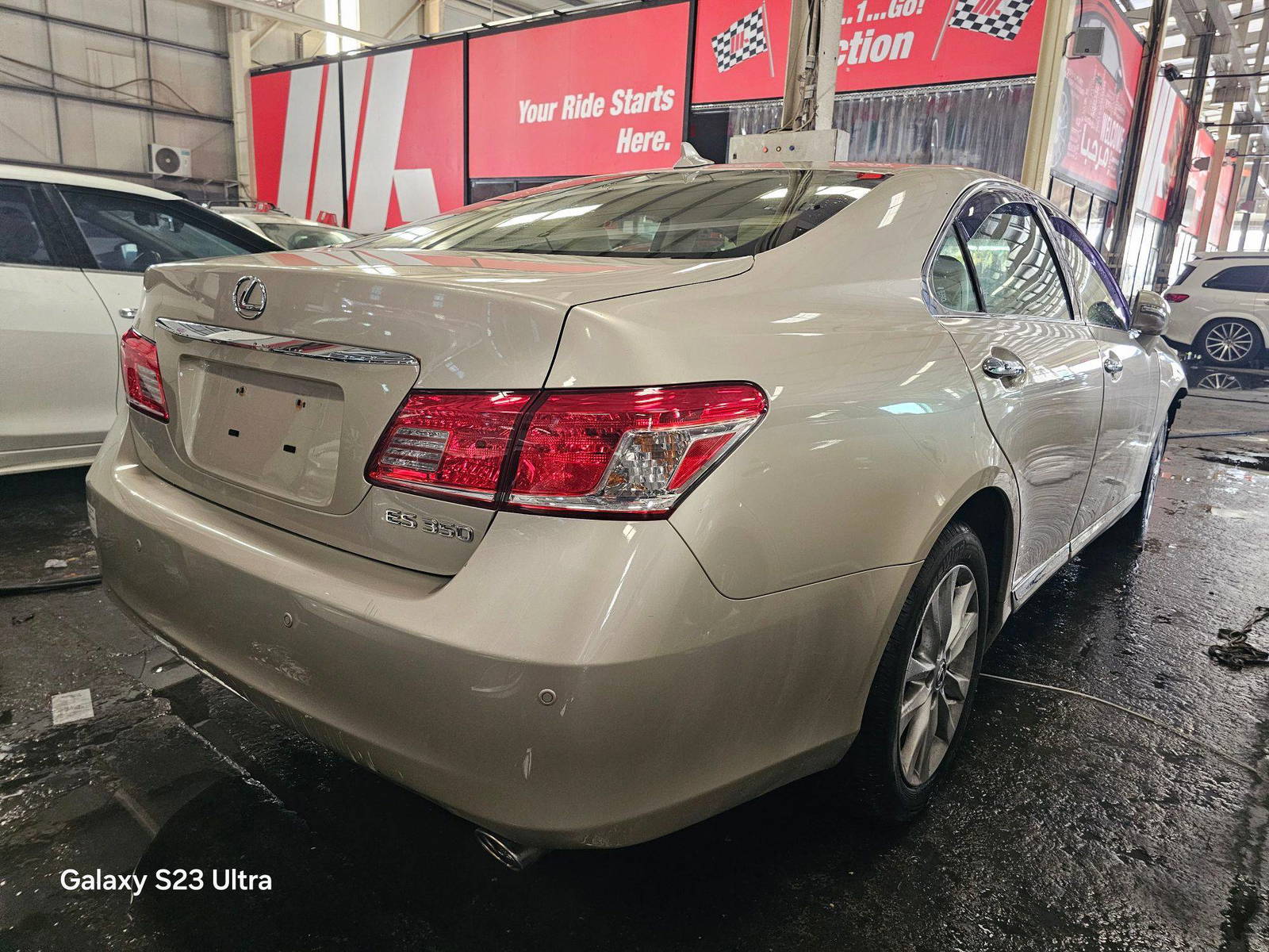 2012 LEXUS ES 350 — 108078 Miles — Lot 93003925 — Main - Marhaba Auctions Used Cars - Image 3