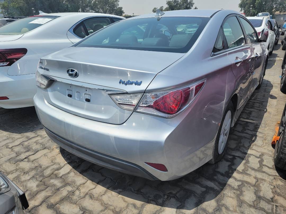 2011 HYUNDAI SONATA — 197585 Miles — Lot 42954345 — Main - Marhaba Auctions Used Cars - Image 6