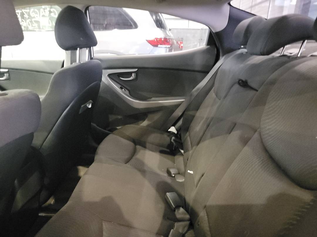 2016 HYUNDAI ELANTRA — 143315 KM — Lot GU497060 — Main - Marhaba Auctions Used Cars - Image 8