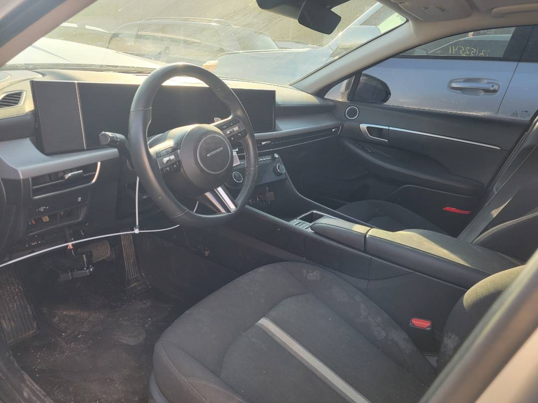 2024 HYUNDAI SONATA — 26663 Miles — Lot 3813384 — Al Surrah - Marhaba Auctions Used Cars - Image 6
