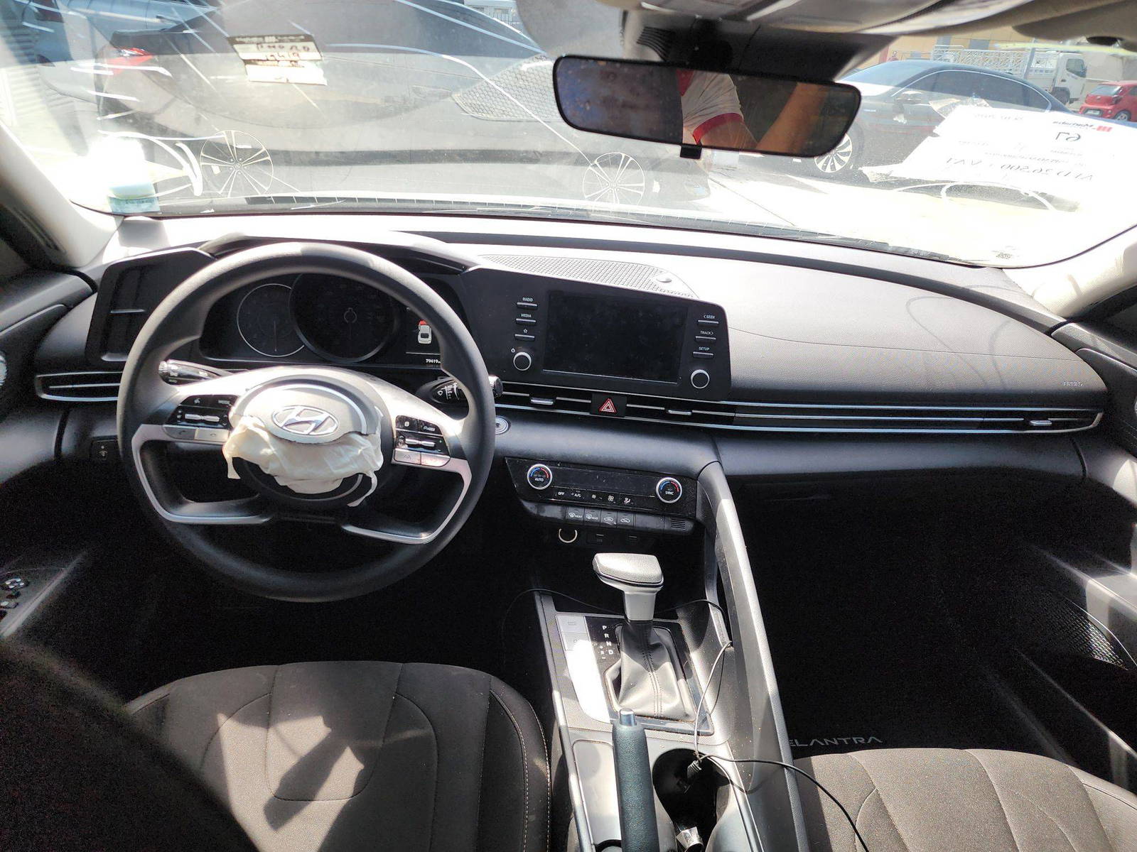2022 HYUNDAI ELANTRA — 79419 Miles — Lot 72457244 — Al Quoz - Marhaba Auctions Used Cars - Image 8