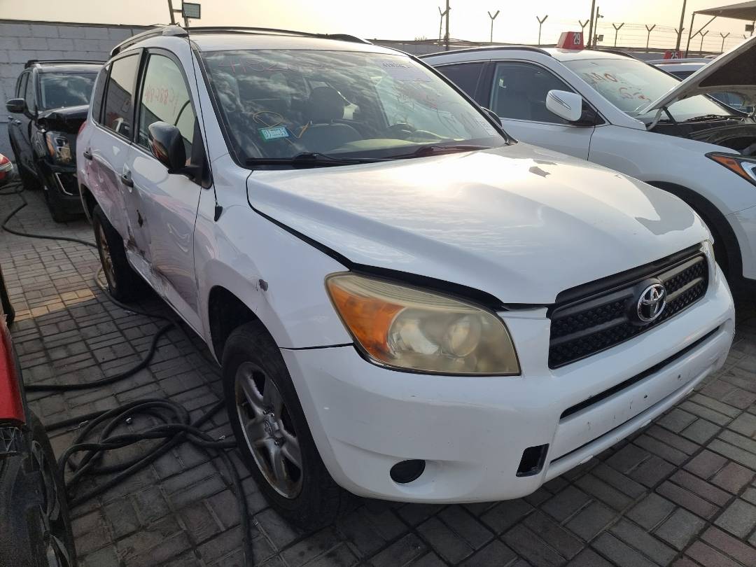2007 TOYOTA RAV4 — 165128 Miles — Lot 214587 — Souq - Marhaba Auctions Used Cars - Image 3