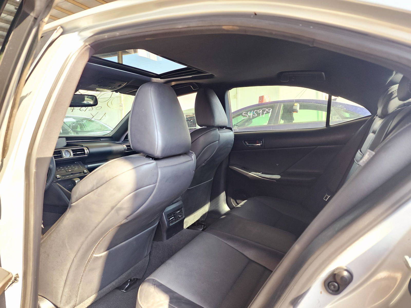 2015 LEXUS IS 250 — 117 576 Miles — Lot 5015859 — Souq - Marhaba Auctions Used Cars - Image 6