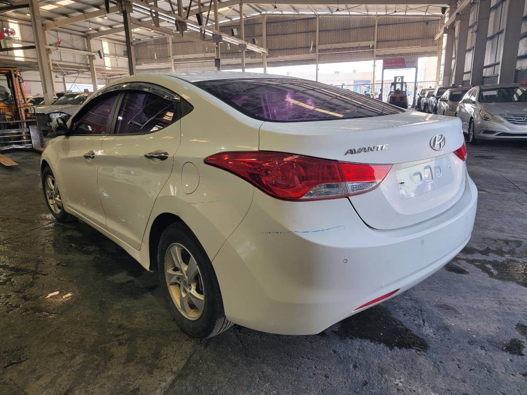 2011 HYUNDAI AVANTE — 229827 KM — Lot DBBU139921 — Main - Marhaba Auctions Used Cars - Image 5