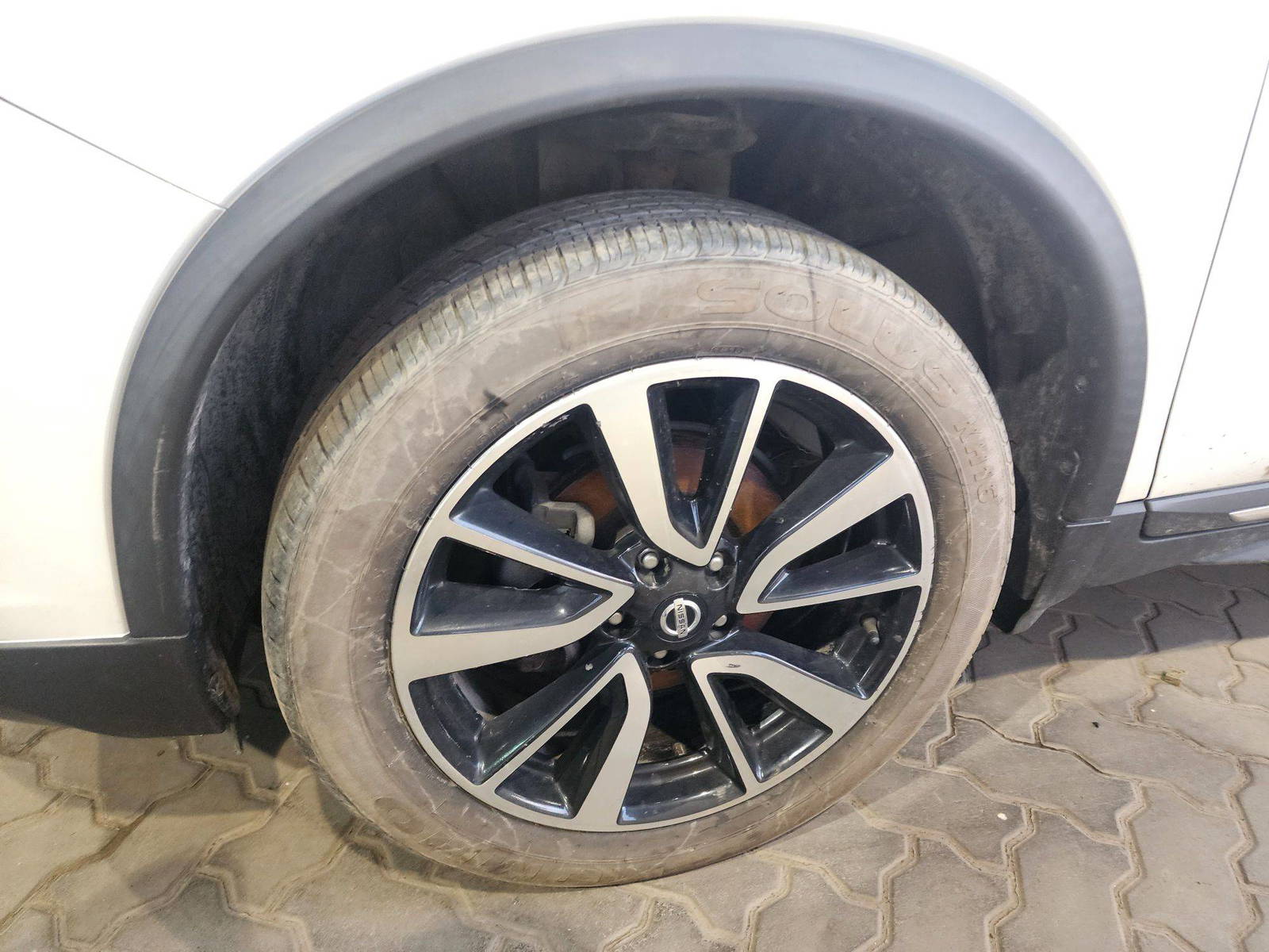 2018 NISSAN ROGUE — 75364 Miles — Lot 39793054 — Souq - Marhaba Auctions Used Cars - Image 11