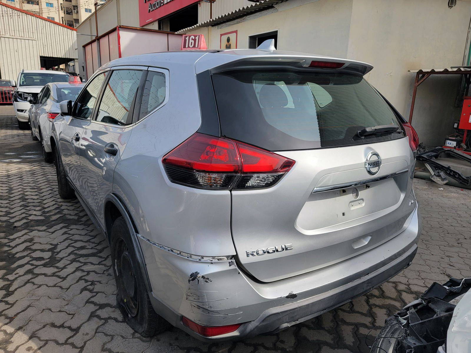 NISSAN ROGUE 2018 - Marhaba Auction Used Cars - Image 6