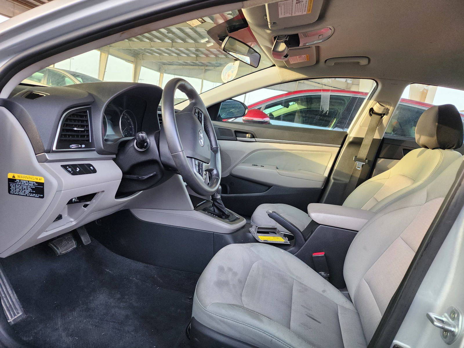 2017 HYUNDAI ELANTRA — 140281 Miles — Lot 633400 — Souq - Marhaba Auctions Used Cars - Image 8