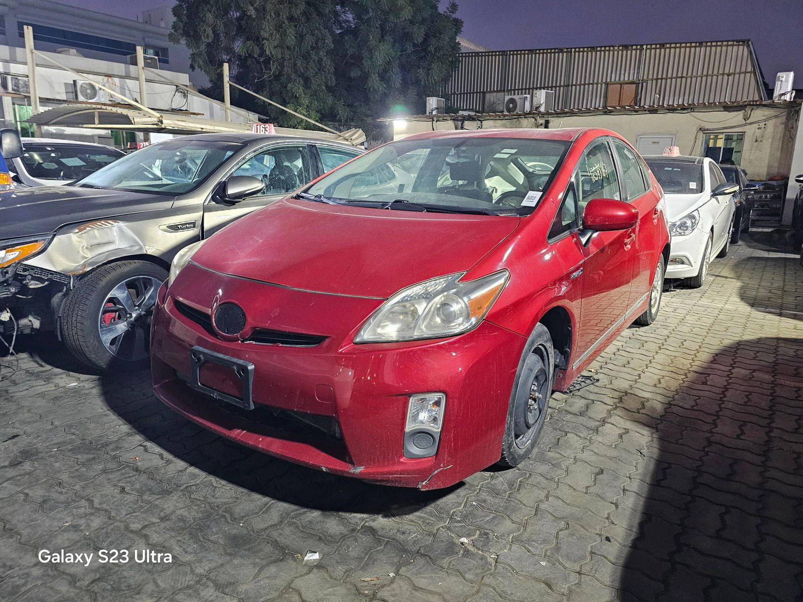 2011 TOYOTA PRIUS — 221598 Miles — Lot U8B0315026 — Main - Marhaba Auctions Used Cars - Image 4