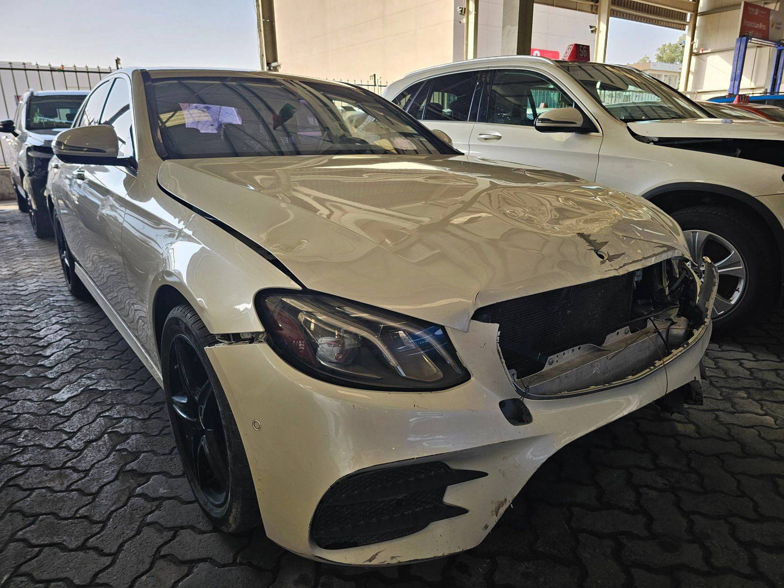 MERCEDES BENZ E-300 2018 - Marhaba Auction Used Cars - Image 4