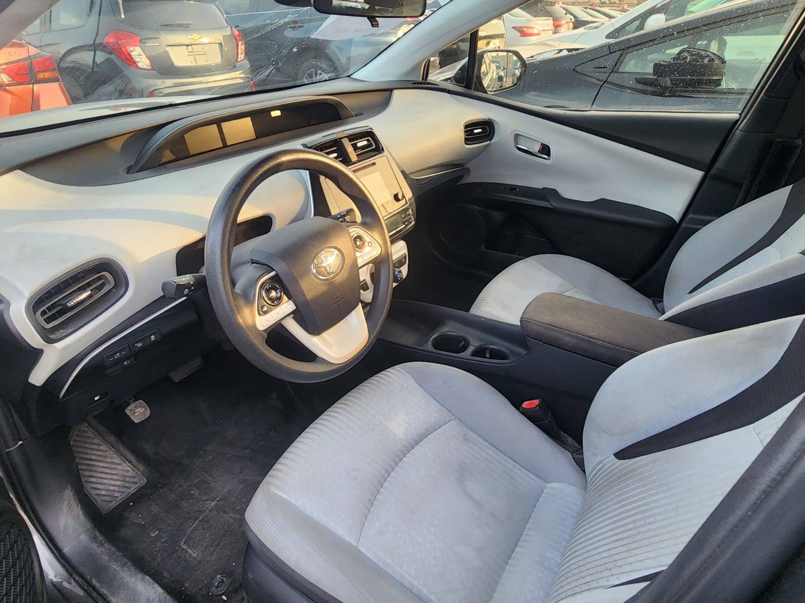 TOYOTA PRIUS 2017 - Marhaba Auction Used Cars - Image 8