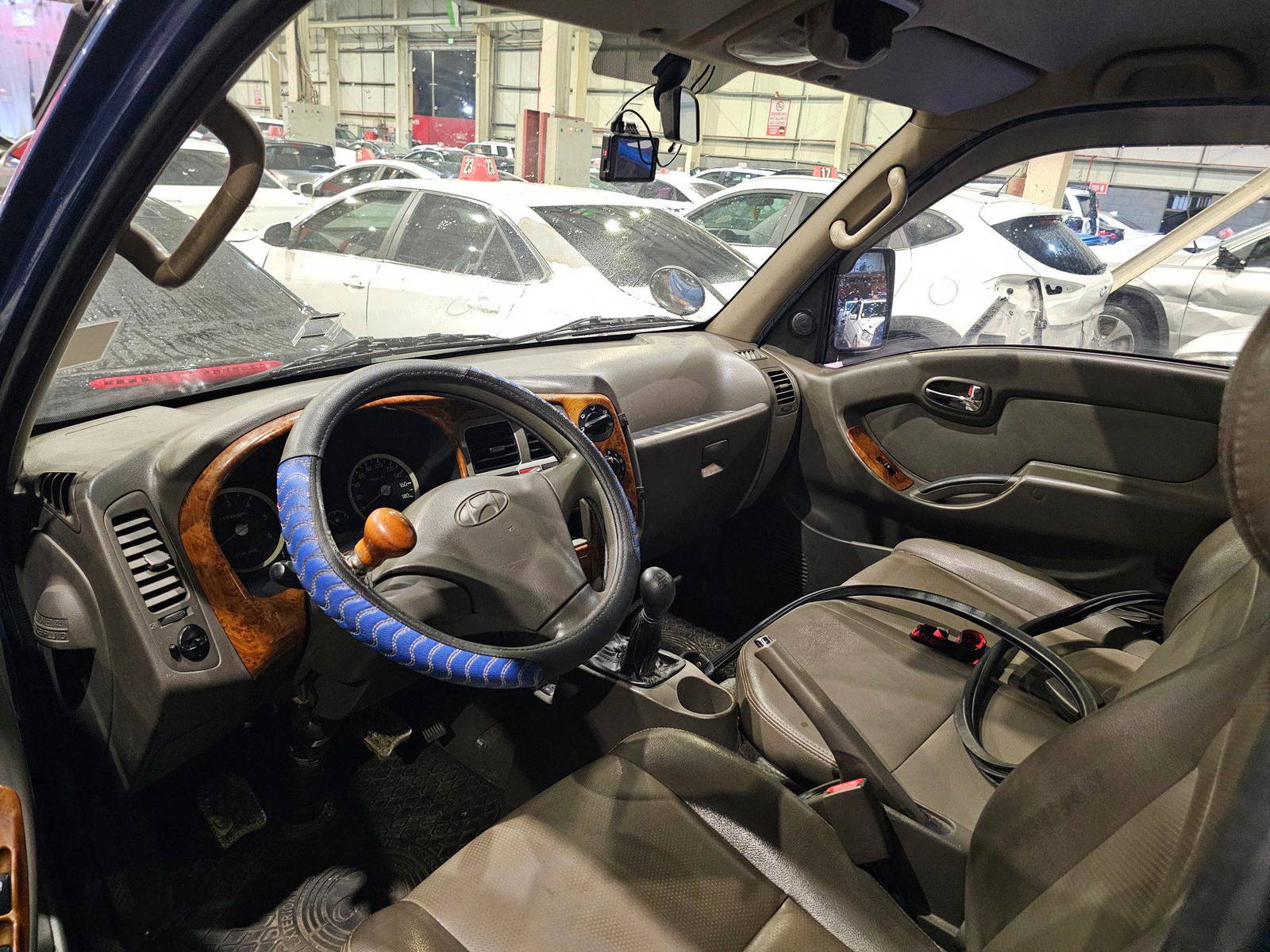 2011 HYUNDAI PORTER 2 — 197518 KM — Lot 655889 — Main - Marhaba Auctions Used Cars - Image 7