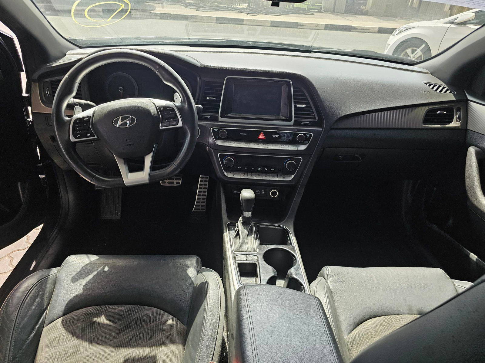 2018 HYUNDAI SONATA — 123512 Miles — Lot F4JH715133 — Souq - Marhaba Auctions Used Cars - Image 7
