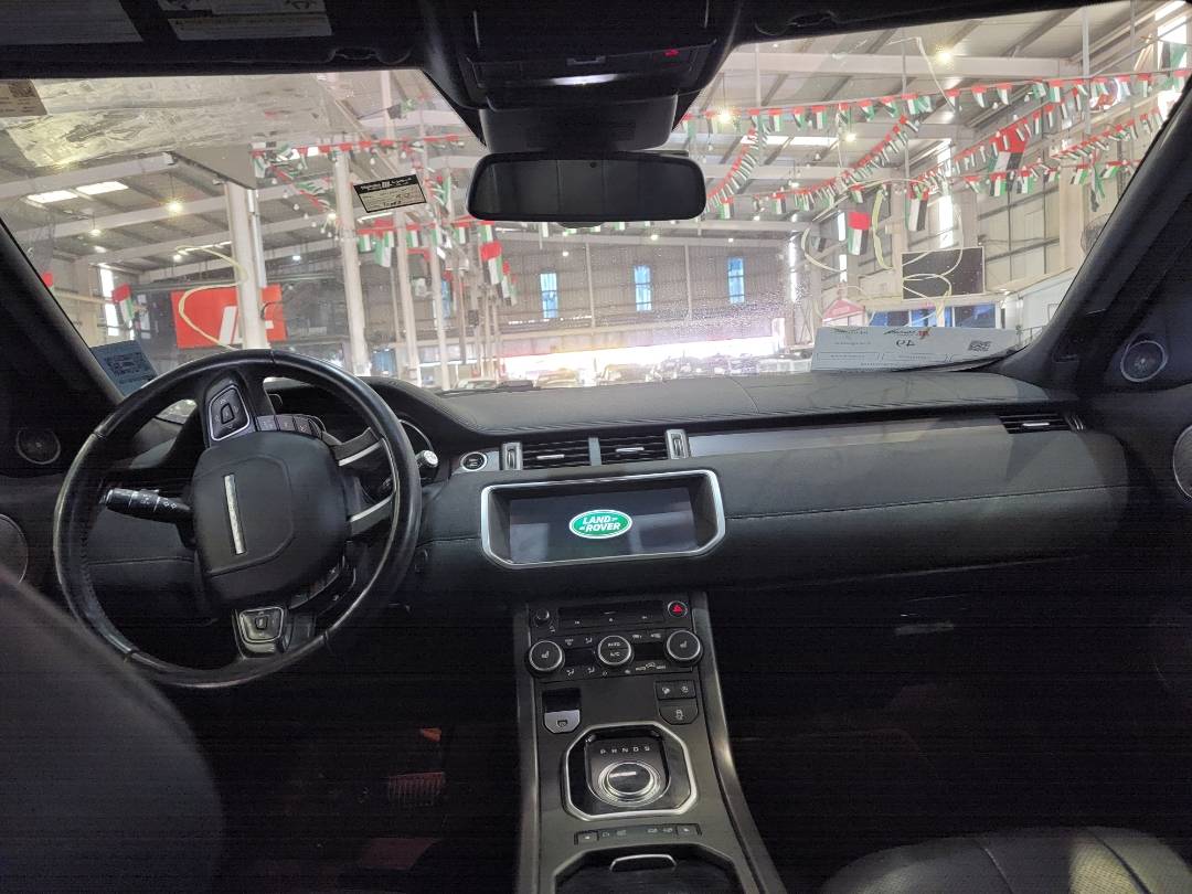 2019 LAND ROVER RANGE ROVER — 90088 Miles — Lot 36168 — Main - Marhaba Auctions Used Cars - Image 8