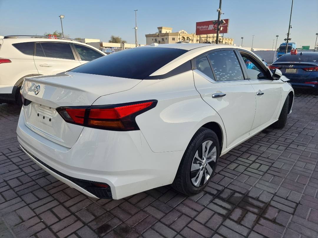 2020 NISSAN ALTIMA — 84741 Miles — Lot 125487 — Ind. 12 - Marhaba Auctions Used Cars - Image 3
