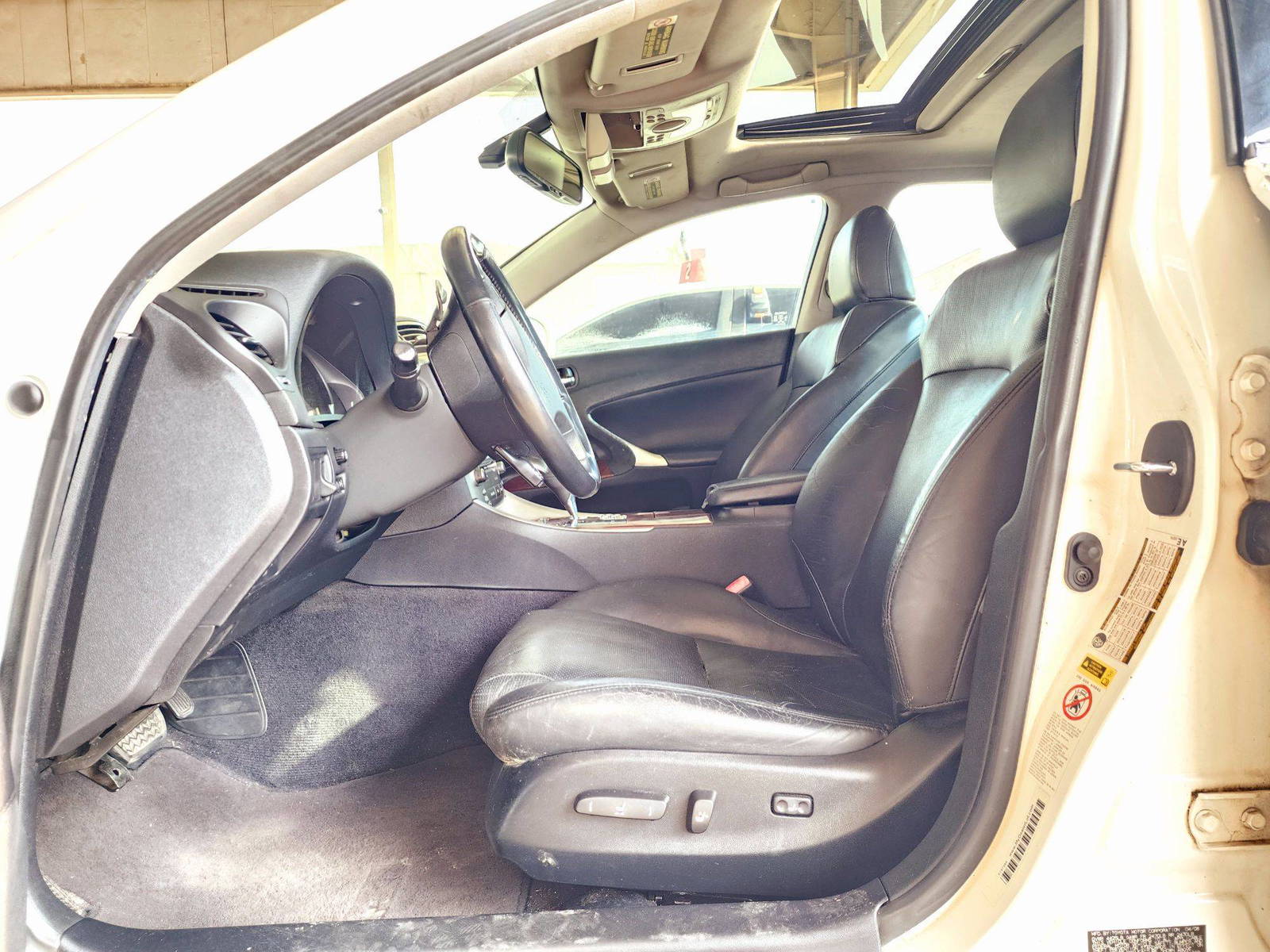 2008 LEXUS IS 250 — 235000 Miles — Lot 39607416 — Souq - Marhaba Auctions Used Cars - Image 9