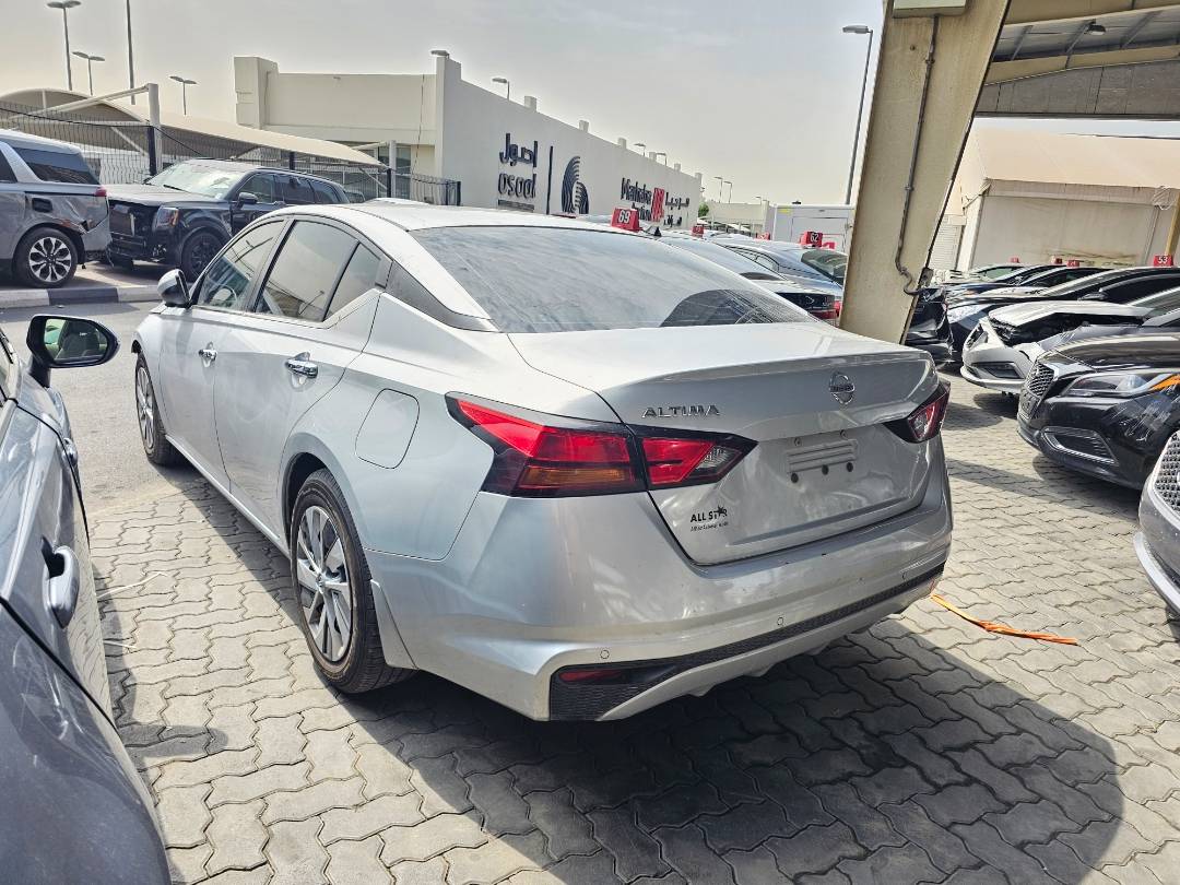 NISSAN ALTIMA