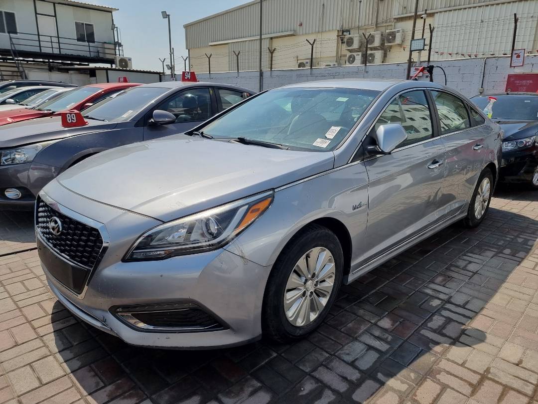 2017 HYUNDAI SONATA — 141155 Miles — Lot 125487 — Souq - Marhaba Auctions Used Cars - Image 3