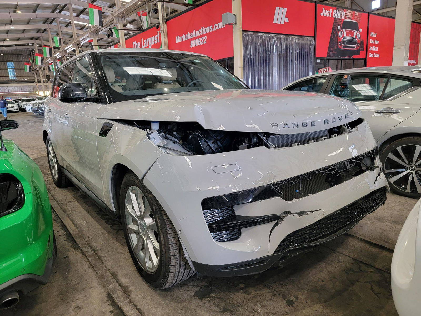 2025 LAND ROVER RANGE ROVER SPORT — 2198 Miles — Lot 42895905 — Main - Marhaba Auctions Used Cars - Image 6