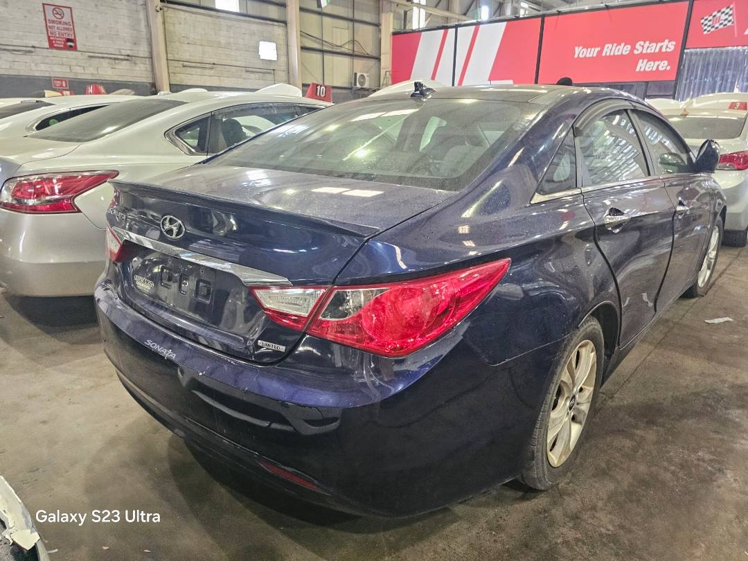 2013 HYUNDAI SONATA — 272532 Miles — Lot XDH619159 — Main - Marhaba Auctions Used Cars - Image 3