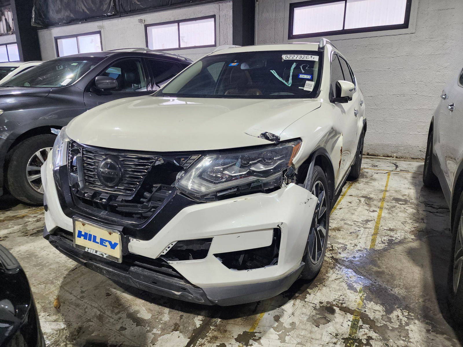 2018 NISSAN ROGUE — 108469 Miles — Lot 52273264 — Al Quoz - Marhaba Auctions Used Cars - Image 3