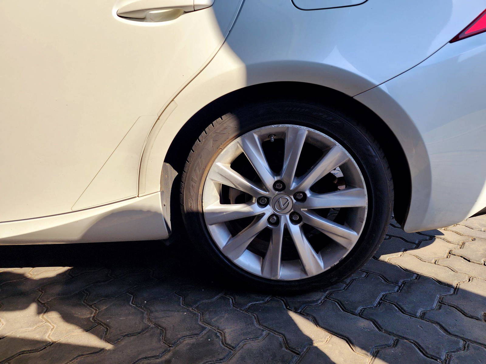 2014 LEXUS IS 250 — 203815 Miles — Lot 70722274 — Souq - Marhaba Auctions Used Cars - Image 11