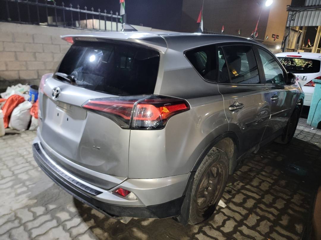 2018 TOYOTA RAV4 — 189240 Miles — Lot 58209893 - Marhaba Auctions Used Cars - Image 4
