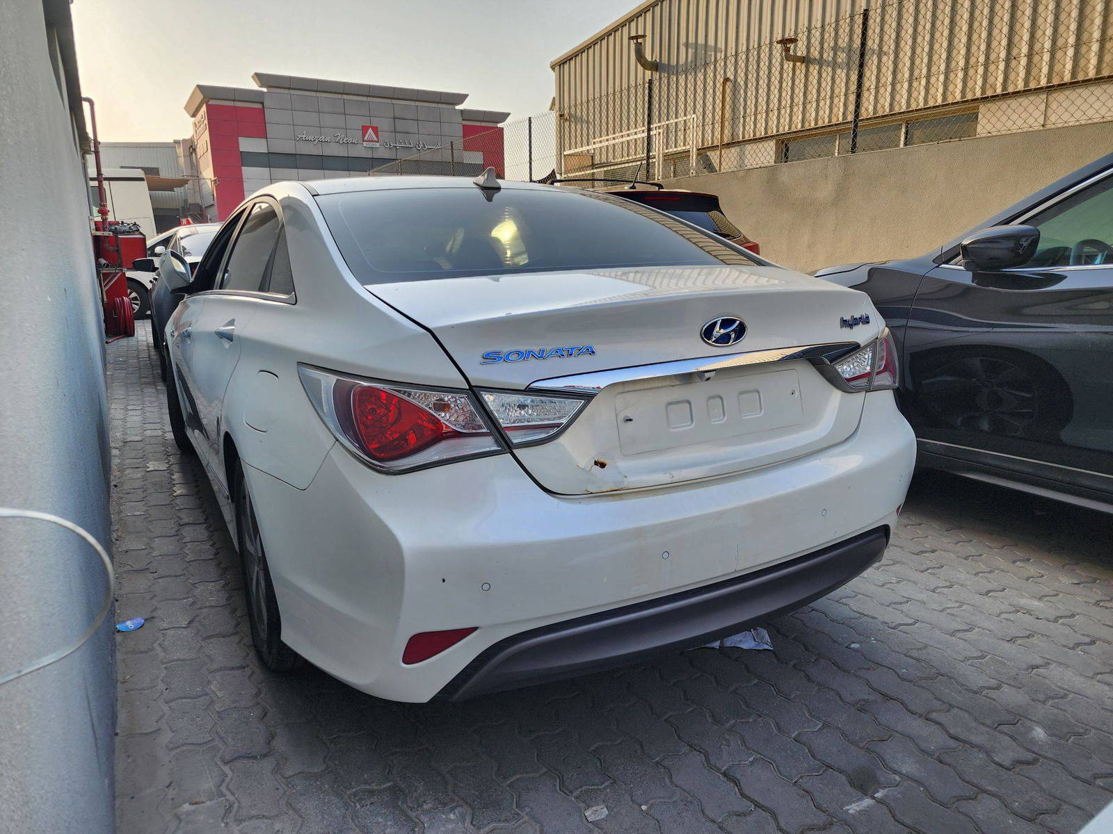 2013 HYUNDAI SONATA — 166743 KM — Lot 062891 — Al Quoz - Marhaba Auctions Used Cars - Image 5