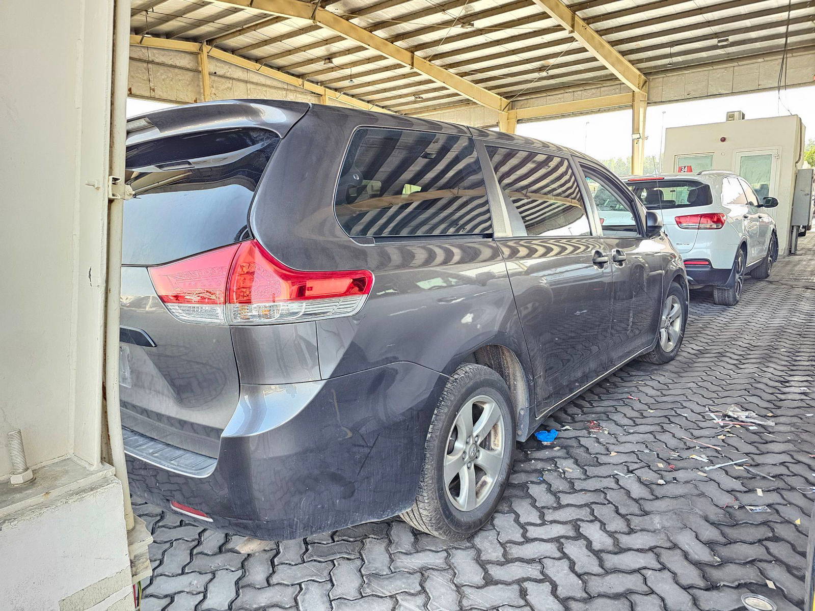 2013 TOYOTA SIENNA — 228661 Miles — Lot 403636 — Souq - Marhaba Auctions Used Cars - Image 3