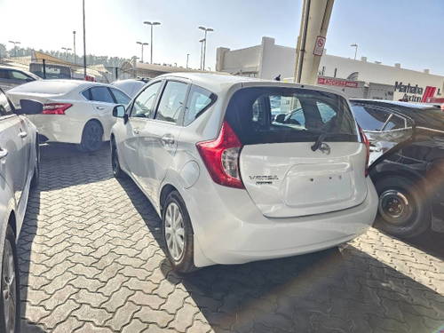 NISSAN VERSA