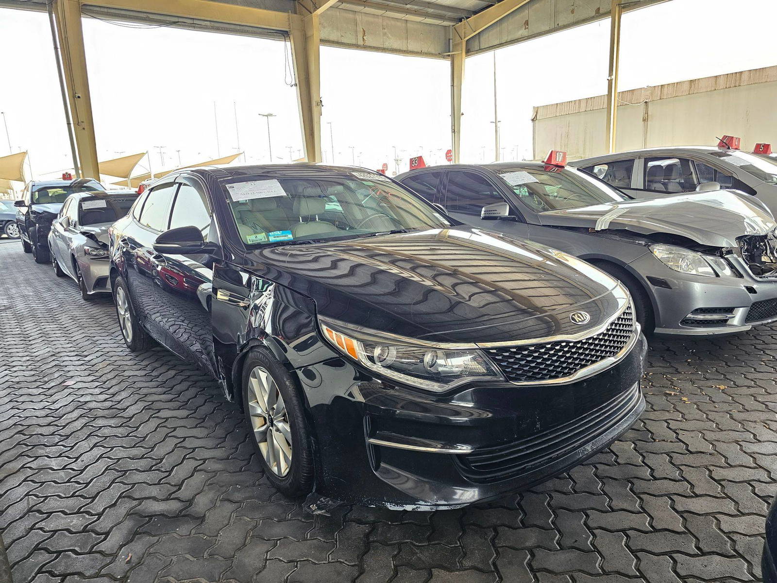 2017 KIA OPTIMA — 131521 Miles — Lot 42627115 — Souq - Marhaba Auctions Used Cars - Image 4