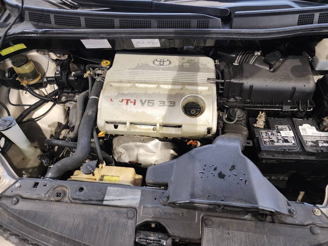 2004 TOYOTA SIENNA — 173931 Miles — Lot 38207724 - Marhaba Auctions Used Cars - Image 3