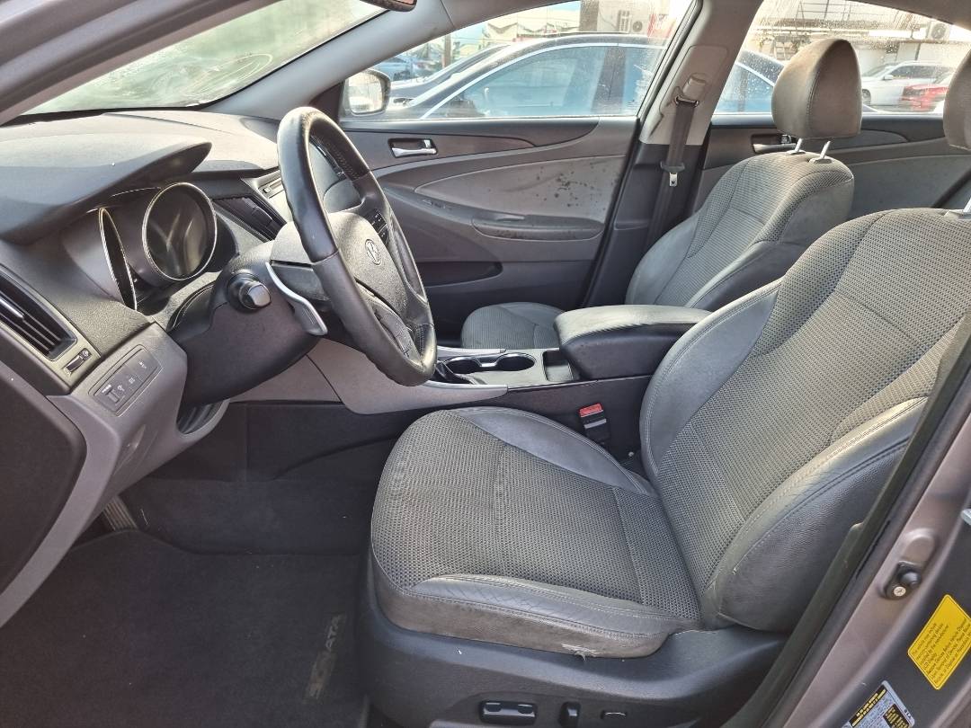 2011 HYUNDAI SONATA — 204102 Miles — Lot 1235487 — Ind. 12 - Marhaba Auctions Used Cars - Image 8