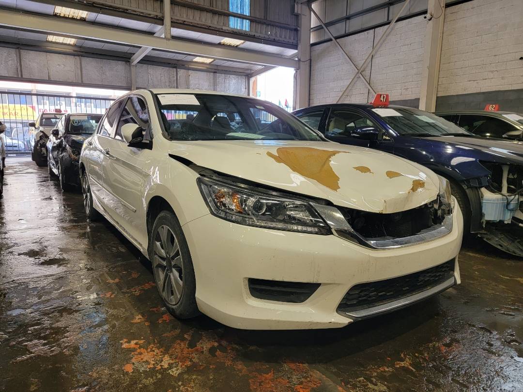 2015 HONDA ACCORD — 211649 Miles — Lot 40602400 — Main - Marhaba Auctions Used Cars - Image 4