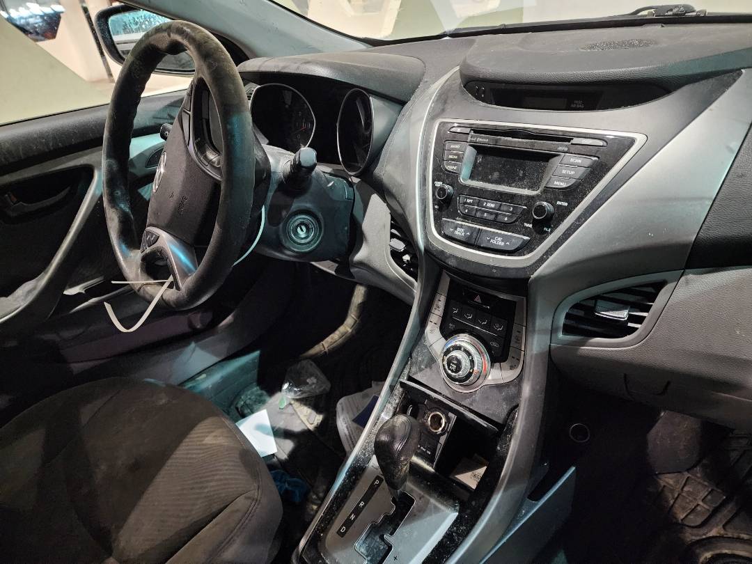 2013 HYUNDAI ELANTRA — 177023 Miles — Lot 80667063 - Marhaba Auctions Used Cars - Image 6
